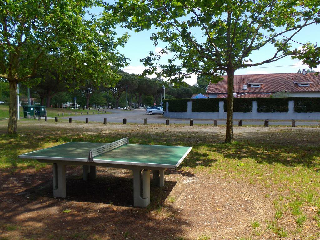 Hotel Cote Et Lac Biscarrosse Exteriér fotografie